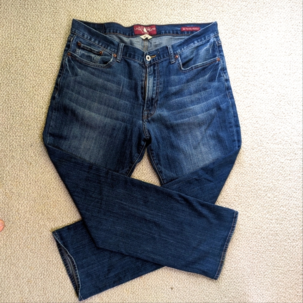 Lucky Brand "361 Vintage Straight" jeans medium blue wash size 36 x 32